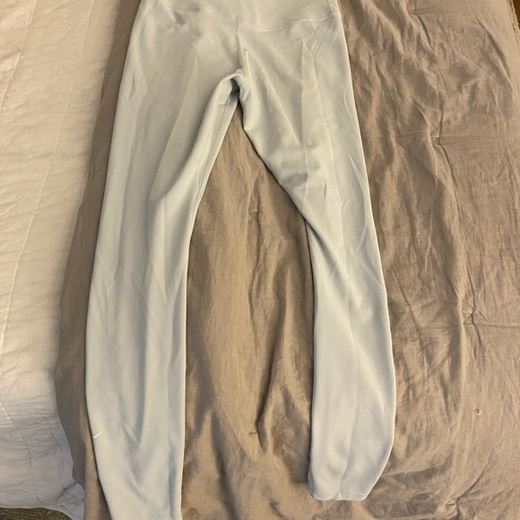 Nike light blue leggings medium - Picture 3 of 3